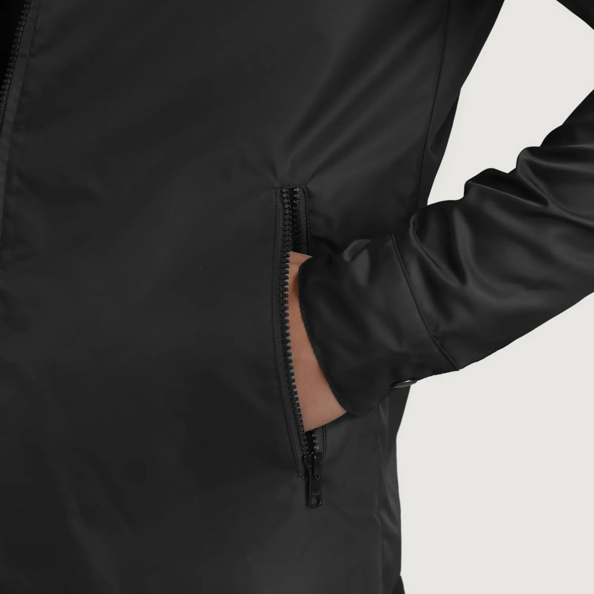 
Interior View Showing Quilted Viscose Lining & Dual Inside Utility Storage Pockets